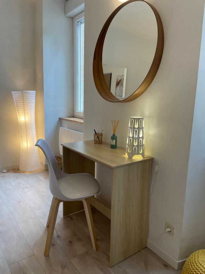 T2 Plein Centre Au 1Er Etage Avec Parking Prive Apartment มีโญ ภายนอก รูปภาพ