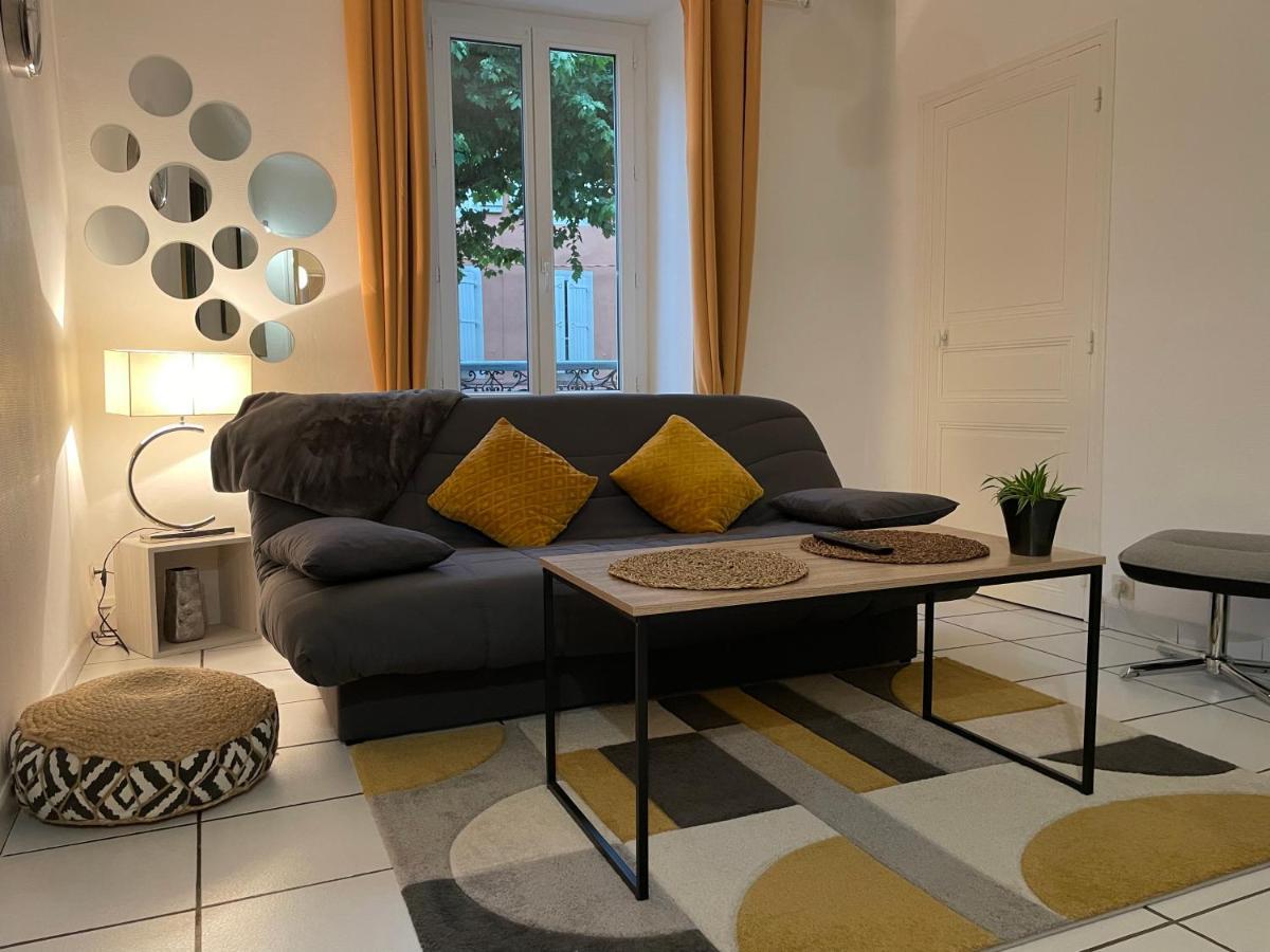 T2 Plein Centre Au 1Er Etage Avec Parking Prive Apartment มีโญ ภายนอก รูปภาพ