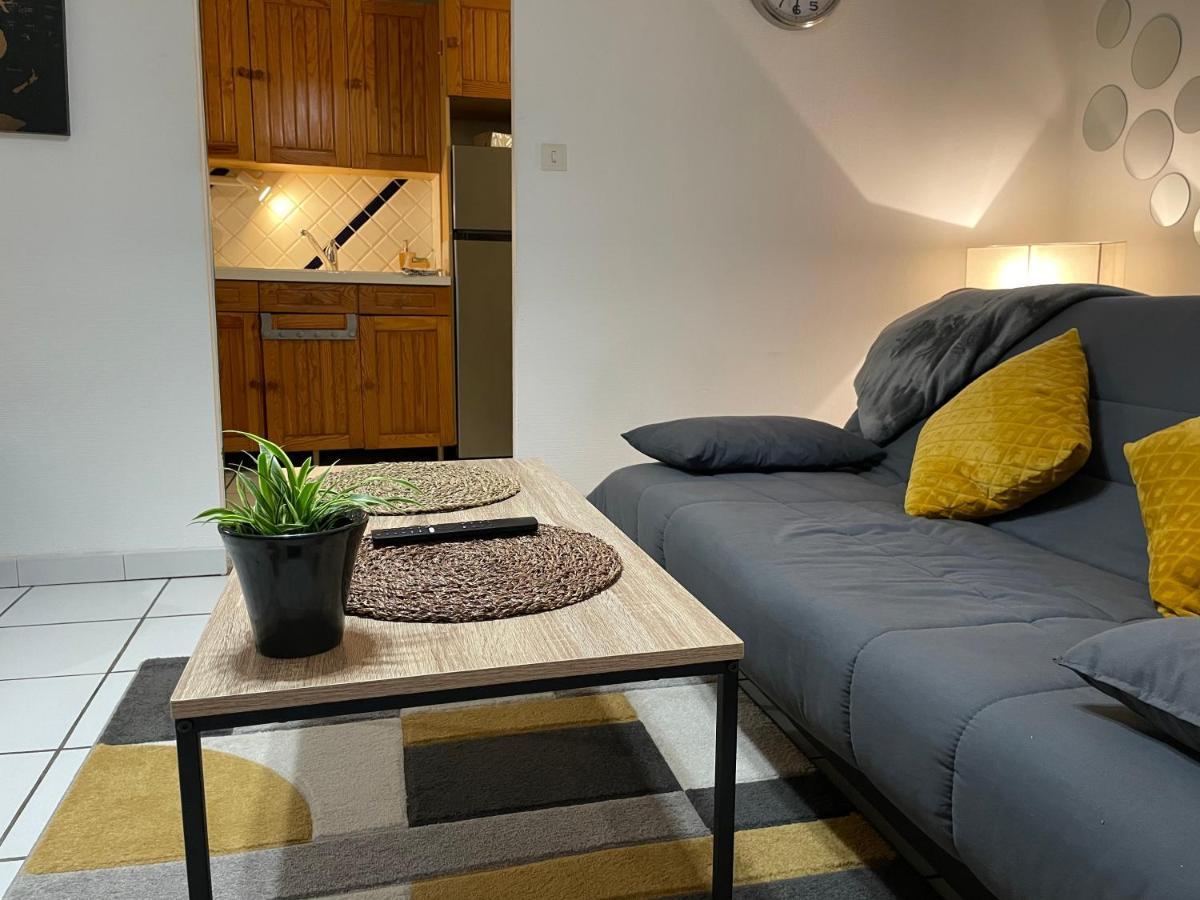 T2 Plein Centre Au 1Er Etage Avec Parking Prive Apartment มีโญ ภายนอก รูปภาพ