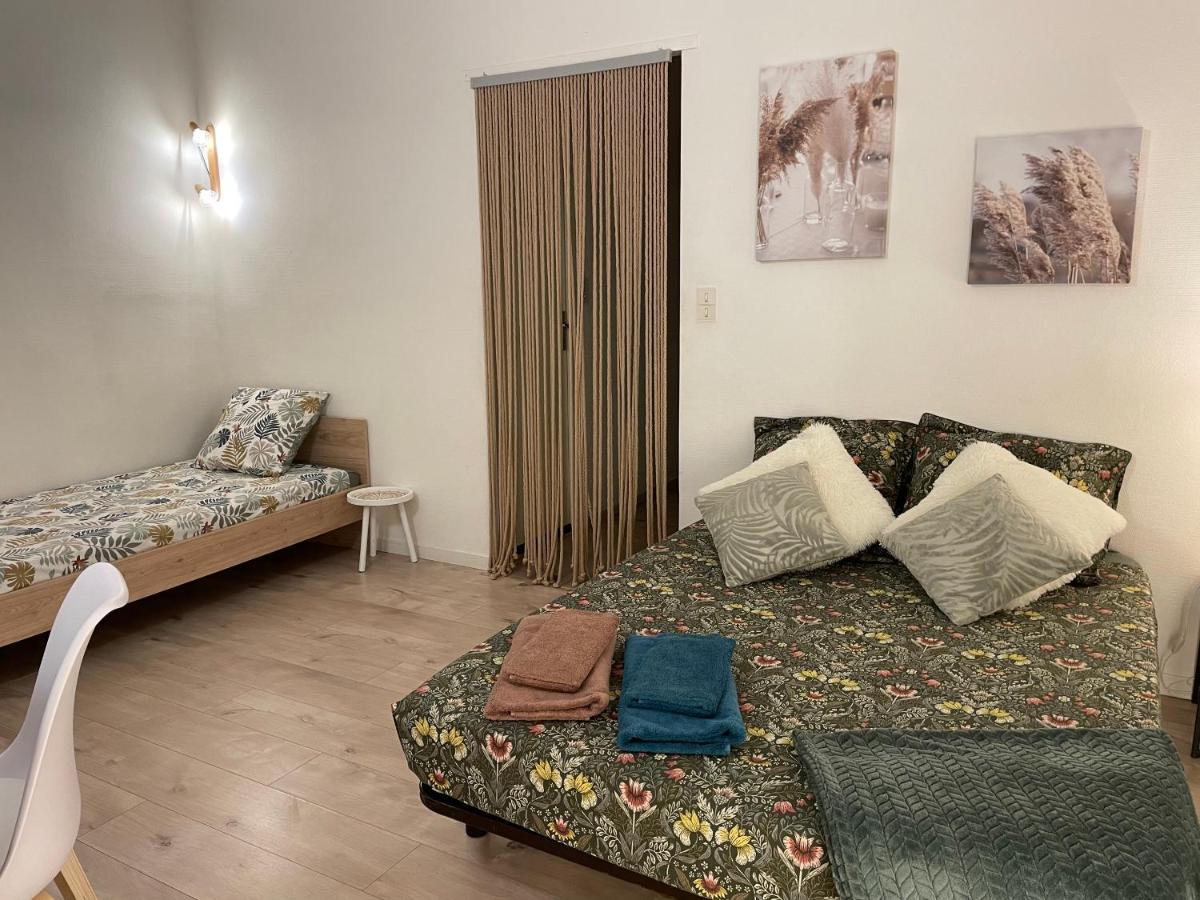 T2 Plein Centre Au 1Er Etage Avec Parking Prive Apartment มีโญ ภายนอก รูปภาพ