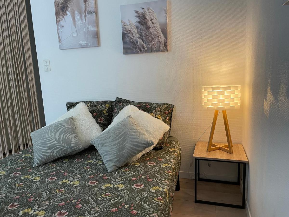 T2 Plein Centre Au 1Er Etage Avec Parking Prive Apartment มีโญ ภายนอก รูปภาพ